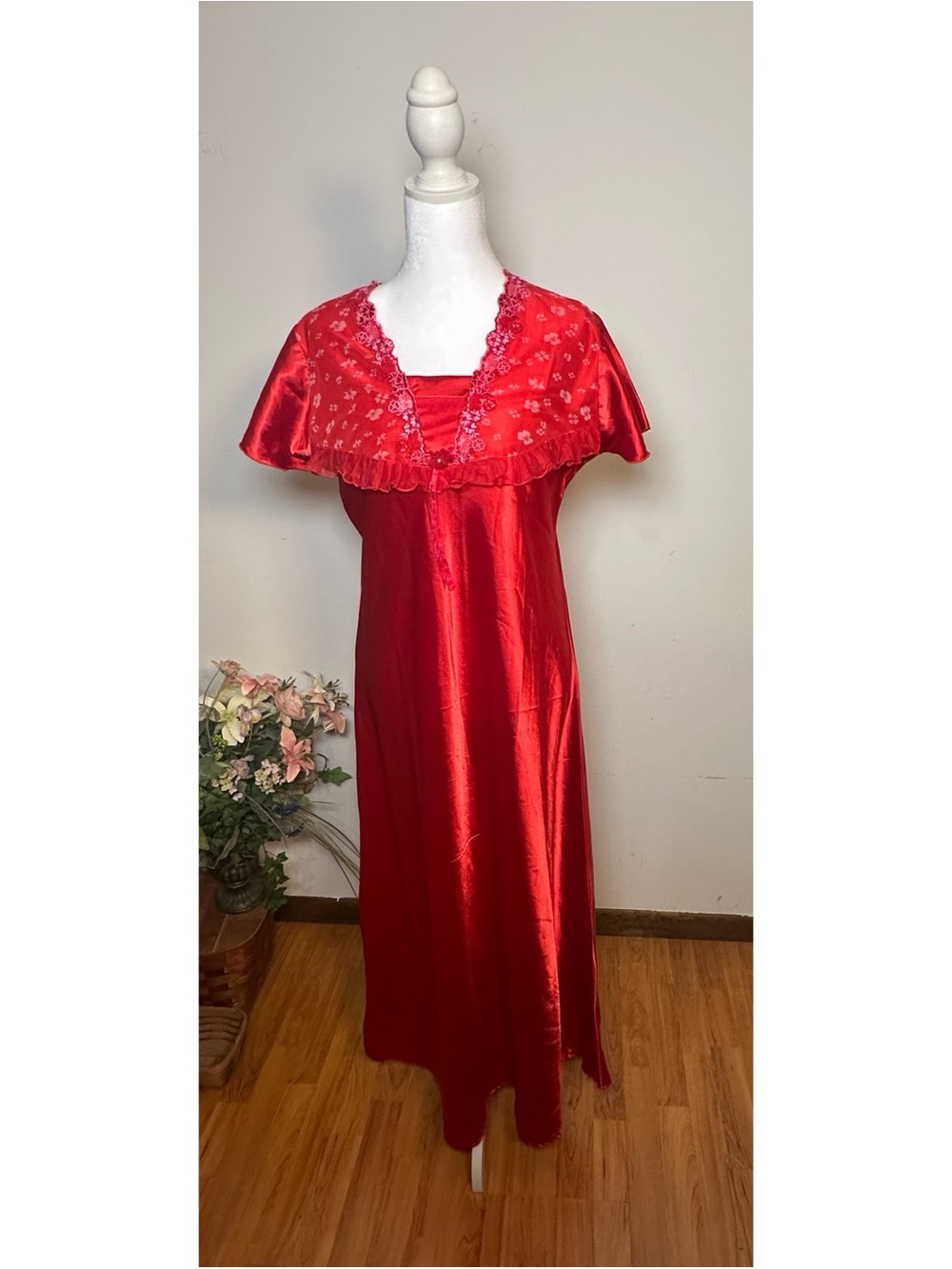 Skkinvalue Red Satin Long Nightgown with Floral Lace Yoke - Women’s Sleepwear